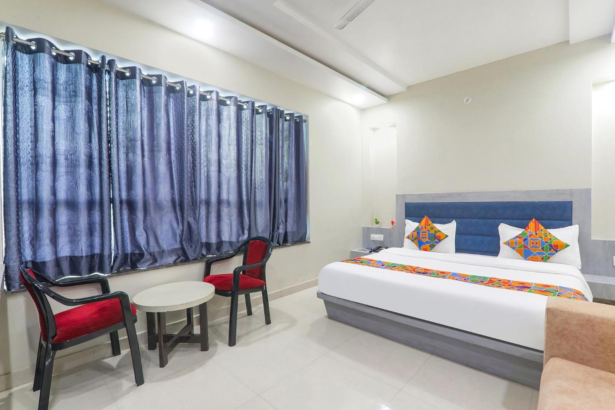 Fabexpress Grand Inn I Chinhat ภายนอก รูปภาพ
