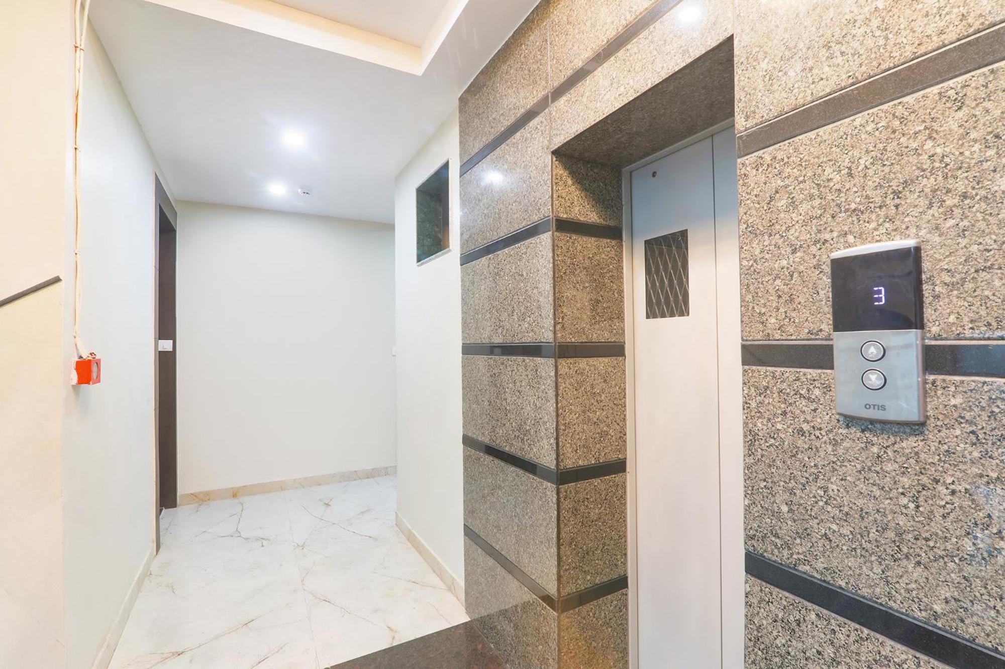 Fabexpress Grand Inn I Chinhat ภายนอก รูปภาพ